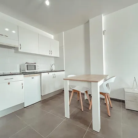 Victoria Beachfront Studio, Perfect Location In Americas