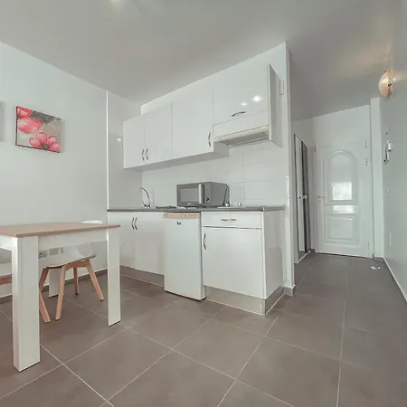 Victoria Beachfront Studio, Perfect Location In Americas Appartement Playa de las Américas