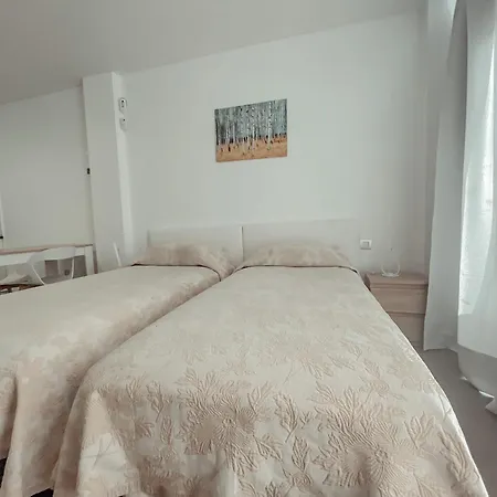 Victoria Beachfront Studio, Perfect Location In Americas *